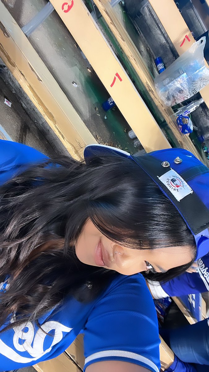 SelenaMonique7's tweet photo. #walkoffsarefun #rallycap https://t.co/MSTikZl3PK