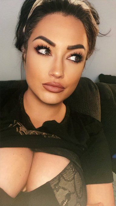 😏 https://t.co/MeMFngtbSy<a href="/tag/mondayfunday"class="tags"><span>#mondayfunday</span></a>