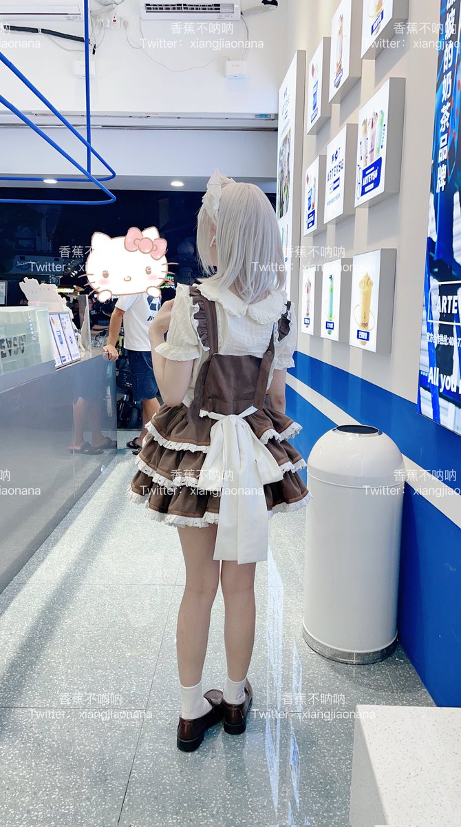 福利姬香蕉不呐呐分享的黄推图片2 - 网红私拍内容