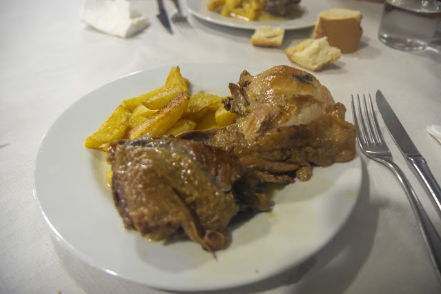 LesFartures's tweet photo. Un restaurante sobre el Nalón, con un merendero precioso, donde vas a comer muy bien.

Hoy en Les Fartures, Casa Aurina

https://t.co/b3Eb8hFB2f https://t.co/3TbER7Gd3h