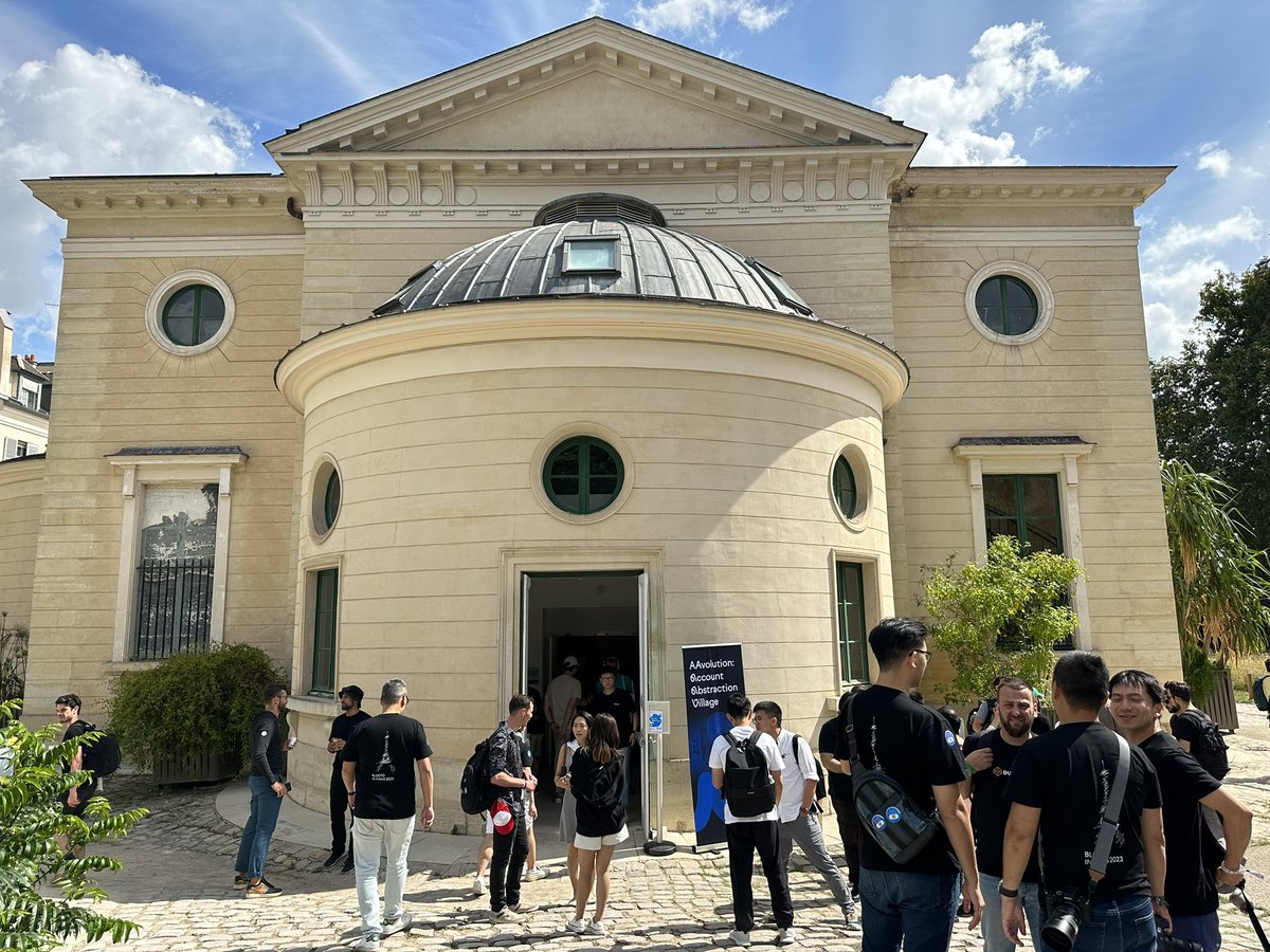 A great set of events at @EthCC @encodeclub & #BOS23 last week in #Paris. It was great to see Vitalik speak about how far the industry has come with #AccountAbstraction and where the future is headed