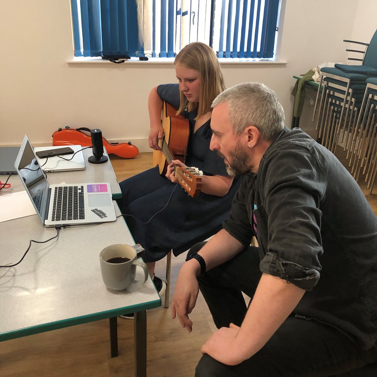 'Here are some shots taken over the last few weeks of Music Therapy Group 2.. they've been working hard in our pop-up studio. Their debut song 'I have legs' is to be released shortly.. Watch this space!"
#musictherapy #tourettes
<a href="/_musictherapist/">music-therapist</a> <a href="/musictherapyuk/">Music Therapy: BAMT</a>