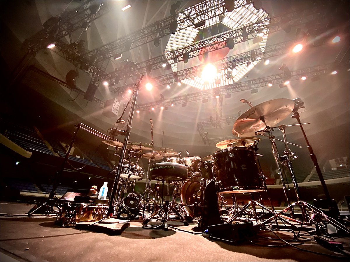 MPDrumTech's tweet image. Last Show In Japan Tonight…. Gonna Be Bitter Sweet 🥲 #MrBigFarewellTour2023