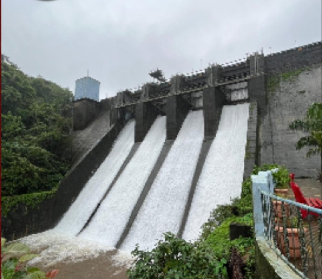 thegoanonline's tweet photo. Water released from #Anjunem dam this morning; all 4 gates are opened at height of 10 cms each; Valvanti &amp; #Sanquelim rivers likely to #flood

@Coll_NorthGoa @visrane https://t.co/QJEajCDenY