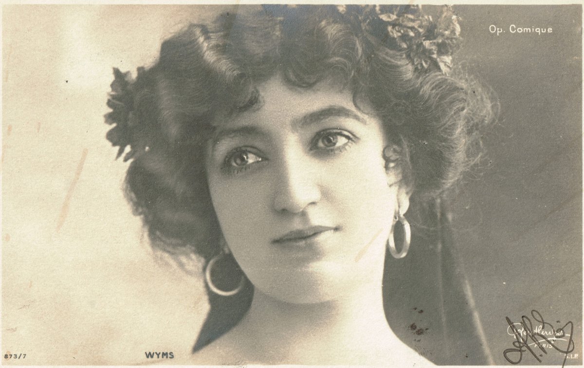 A postcard from Paris labelled Opera Comique Wyms. I can't find any information about her. 1904 postmark.