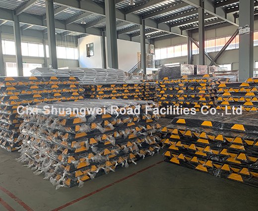 ElaineMao7's tweet image. 900mm Rubber Block Parking Wheel Stopper
The wheel stop is made from premium quality rubber to give maximum strength and durability for long-lasting usage
#WheelStopper #SpeedBreaker #ParkStop #ParkingSolutions #CarPark #ParkingSafety #ParkingLots #TrafficSafety #Safety