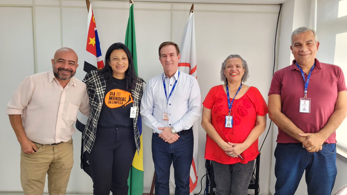 limpa_brasil's tweet image. Subprefeitura da Sé confirmada para o Dia Mundial da Limpeza 2023 💚🌎

Edilainne Pereira e Beto Mendes do Instituto Limpa Brasil estiveram em reunião para formalização do apoio novamente para este ano!

Let&apos;s do it!

#PrefSP #SMSUB #diamundialdalimpeza #eucuidodomeuquadrado