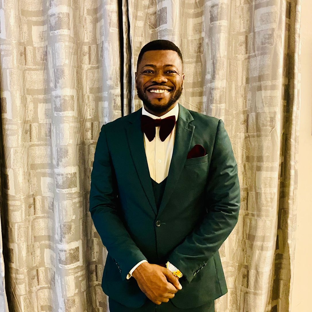 MichaelAmankwaJ's tweet image. Luke 18: 1, CEV: Jesus told His disciples a story about how they should keep on praying and never give up.

I declare prophetically that the fire on your prayer altar will not quench in Jesus&apos;s name! Amen.

#Lackingnothing
🇳🇬 🇺🇸 🇬🇧 🇩🇪 🇮🇱 🇬🇲 🇿🇦 🇹🇬 🇧🇯 🇫🇮