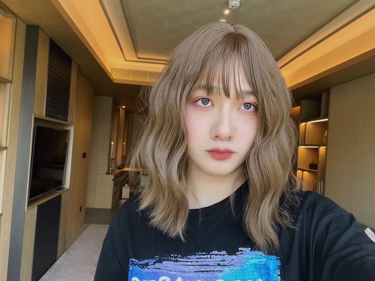 Christina_Xu_98's tweet photo. 自然光自带美颜
#sissy #sissyboy #sissyslut #shemale  #trans  #tranny  #crossdresser #crossdresserslut #asiangirls #longlegs #legs #beautylegs #女装大佬 #女装子 #长腿 #伪娘 https://t.co/MxEgHvMmUl