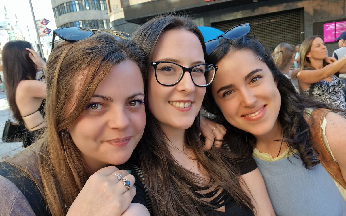 Carolina 📚 tweet media