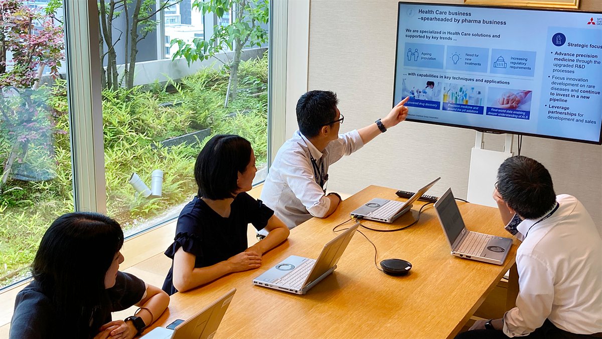 mcgc_jp's tweet photo. #三菱ケミカルグループ のファーマ事業を担う #田辺三菱製薬 の #大阪 本社を紹介します。

日本の医薬品産業発祥の地である大阪の道修町に本社を置き、医療用医薬品を中心に、革新的な医薬品の創製と高品質な製品の安定供給に取り組んでいます。
​
私たちのオフィスをご覧ください👇 

#VisitMCG https://t.co/ANSbdPwKPg