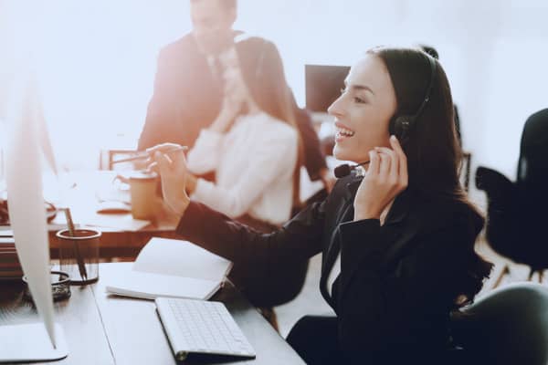 ✅ 5 Consejos para la Atención al cliente por Teléfono 
.
adsalsa.com/atencion-al-cl…
.
Entra en el link de la bio para descubrirlo⬆️⬆️
.
#marketing #marketingdigital #marketingparaempresas #ventaonline #redessociales #smsmarketing #leadgeneration
#basededatos