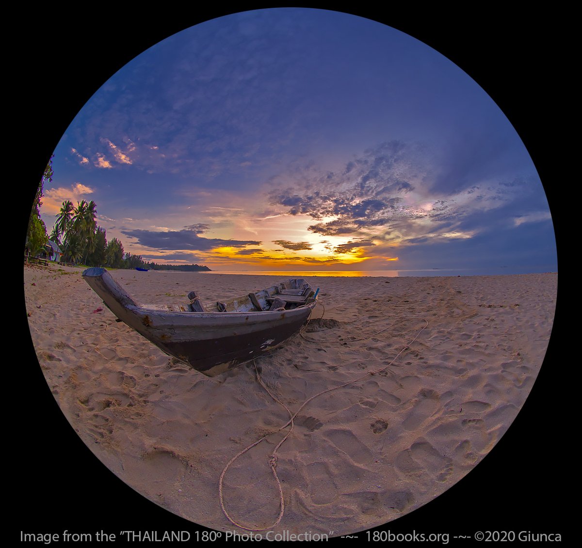 #Top4Theme  #Top4Beaches Share your pics, retweet & tag hosts @obligatraveler @jollyhobos @ararewoman
@intheolivegrov1 Beaches in #IncredibleIndia #Thailand