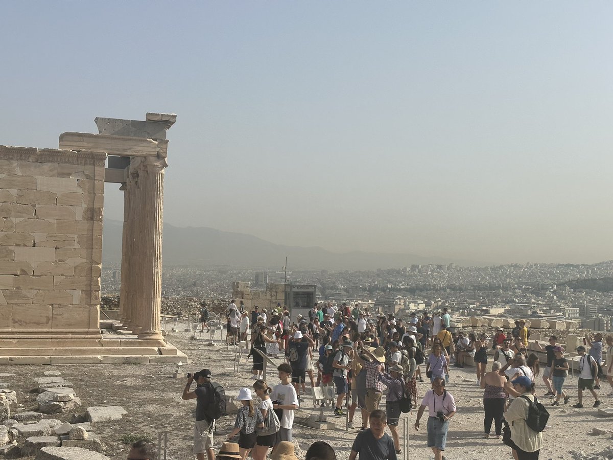 JbStevenard's tweet photo. AQI 91 #Athens #acropolis #smog #pollution #pm25 #wildfires https://t.co/7SgNyW4jJJ https://t.co/kA7y8PiDbx