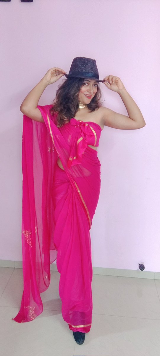 Prranita9's tweet photo. BARBIE IN SAREE PART -1
#barbie #barbiemovie #barbiedoll #barbieoutfit #indianbarbie #outfitideas #trendingbarbie #lookoftheday #ootdreel #reelitfeelit #reelkarofeelkaro #barbiereels #wb #warnerbros #prranitamullay #hollywood #barbiesong #explorepage
Follow @prranitamullay
2️⃣4️⃣ https://t.co/Mi5ak77P2h