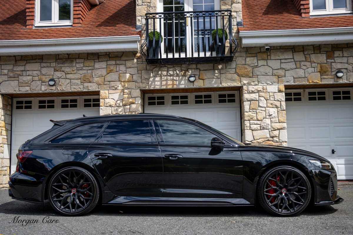 rafiquemuzhaffa's tweet photo. 2021 Audi RS6 Carbon Black 
RM878,000

Mileage: 13,679km

This RS6 has over RM200,000 of modifications which includes 22" Vosse Alloy wheels (RM30,000), full titanium exhaust &amp; catless downpipes, custom hybrid turbochargers, Eventuri carbon fibre air intake &amp; stage 2 remap https://t.co/VmT04NJLzf
