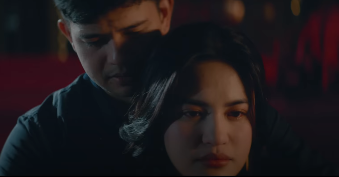 phtvandfilmupd's tweet photo. Ricky Lee praises Rod Marmol’s ‘THE CHEATING GAME’

“Maganda. I was expecting a typical rom-com, but it turned out to be so much more. Hindi ko in-expect yung twist.”

It is currently showing in cinemas nationwide. https://t.co/a8Zo5vAt1r