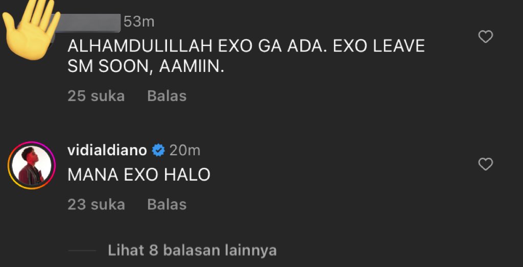 yeoollyy_'s tweet photo. Dua type EXO-L ketika EXO ga ada di SMTOWN Jakarta : https://t.co/NsmXtlOWqm