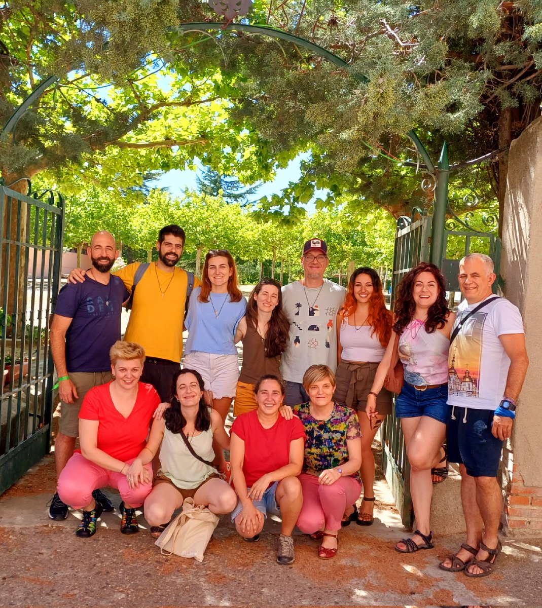 EmotingAlba's tweet photo. ¡¡Un maravilloso y excepcional "Retiro Alba Emoting Vivencial" para la Formación de Facilitador en Alba Emoting Vivencial!!
¡¡GRACIAS a todxs los asistentes porque no tengo palabras para expresar lo vivido!!!

#formacionfacilitadorAEV
#albaemotingvivencial
#albaemotingespaña https://t.co/RDxnbYTvvV
