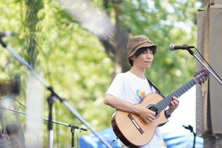looppool_info's tweet photo. 暑過ぎてドラムの人は鼻血出してたんですが、やっぱ野外フェスって良いよね👍
#すみジャズ #野外フェス #looppool https://t.co/6NzmfAWcRn
