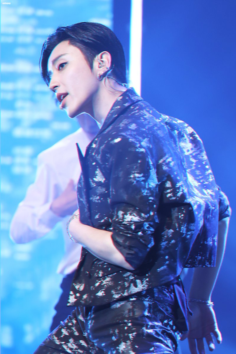 nullupup's tweet photo. <HQ>
230715 UPPIE IS BACK📸
키라키라 💫✨

#Peaktime #피크타임 #팀24시
#MoonJongup #Jongup  #문종업 #종업 
@jongup_official https://t.co/y3wuyUAksk