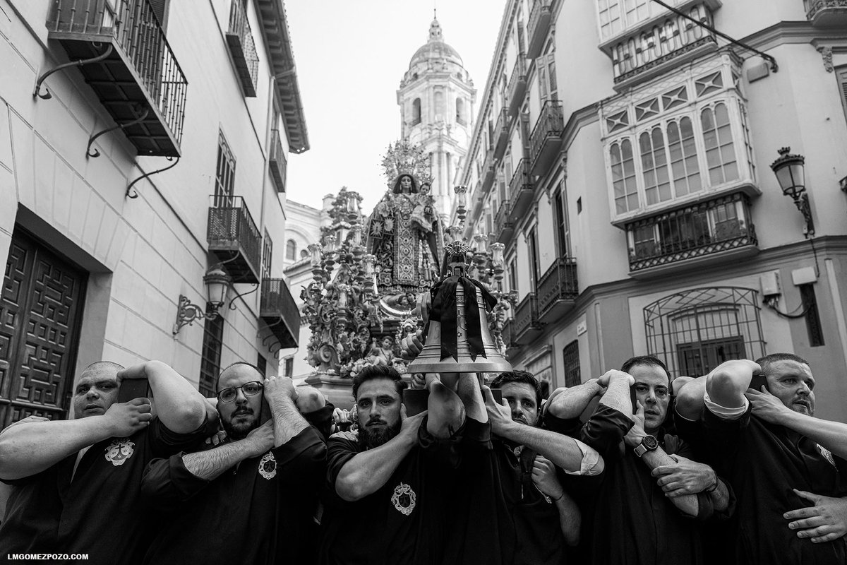 LMFotosCofrades's tweet photo. El mejor Patrimonio es el humano #CofradiasMLG @CarmenPerchel  (5) https://t.co/r9O7Okprqi