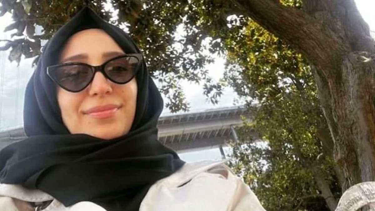 BRCNBY's tweet photo. Feyza Erbaş'ın meslektaşı olan kıymetli öğretmenlerimize sormak istiyoruz.
Bir öğretmen olarak siz kaç ülke gezebildiniz? https://t.co/xsjQOzCwOb