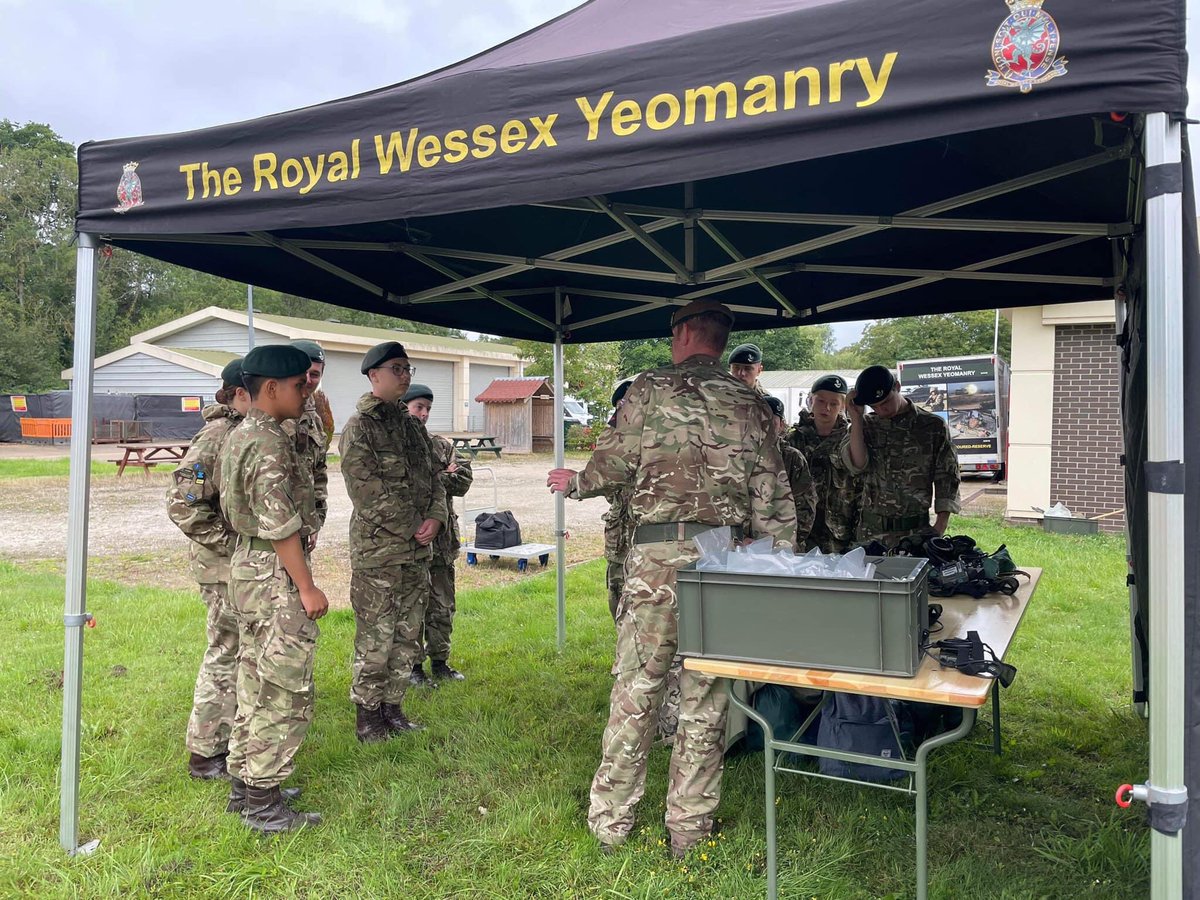 Cadets from Alexandria Company Gloucestershire ACF (The Rifles) have visited the Tank Museum in Bovington and were also welcomed by the @WessexYeomanry @GlosACF is currently on summer camp in Dorset @ArmyCadetsUK @ArmyintheSW #tankmuseum