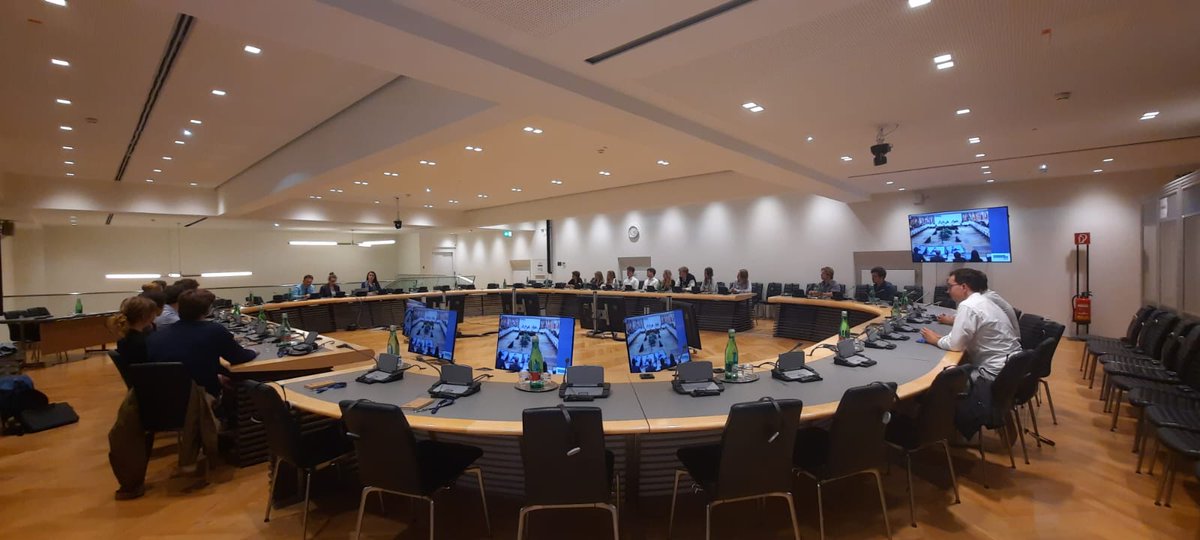 PLinOSCE's tweet photo. It was a plesure to meet with the participants of the #Studienstiftung 🇩🇪 summer school working group on international organisations. 

Together we looked into the work of a permanent mission and discussed the role and acitivities of participating States within the @OSCE. https://t.co/OnySGYxhEt