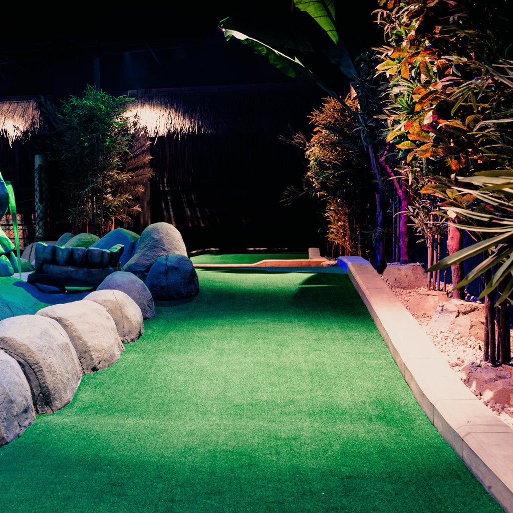 Embrace the adventure and get Lost... In the Lost City! 🏝️

Let your inner child out this week as you battle through jungle ruins, and twisting paths, and sneak around dangerous animals! 🌴

#thingstodo #familyfun #tour #experience #adventures #summerfun #family