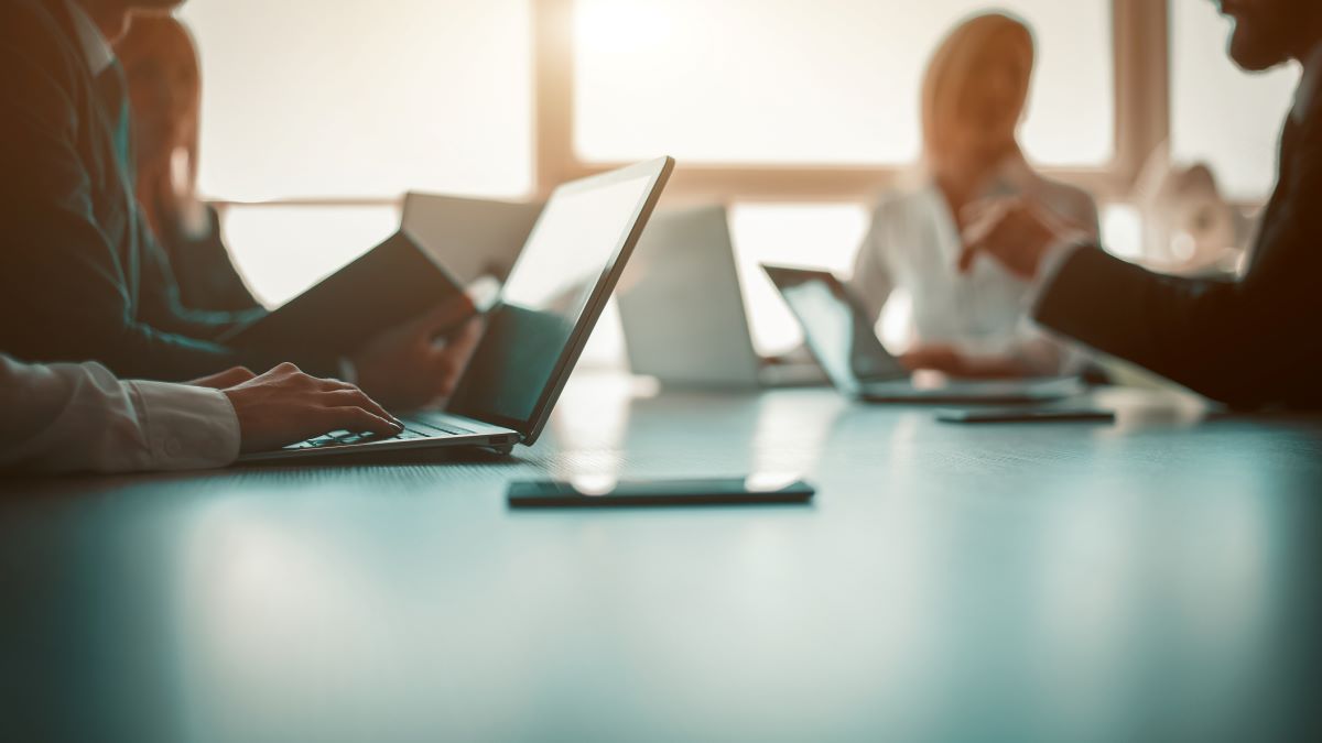 Professional indemnity insurance provides cover against claims of loss by a third party as a result of a negligent act, error or omission by your business.

Find out more: ow.ly/TyQK50Pjaj2

#sww #wills #insurance #professional