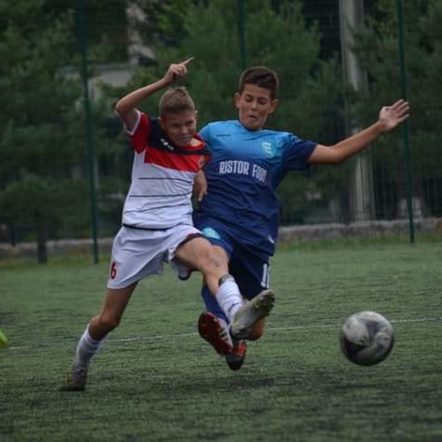 “I have always been a really active kid. There was a big green area in front of my house so we could all go out and play football. My earliest memory of playing is in my backyard garden, but when I started playing with other kids, it wasn't far from the entrance.