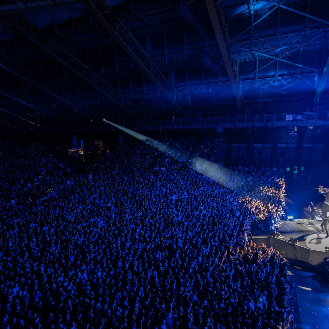 HalleTGarnier's tweet photo. La Halle met à l'honneur les promoteurs locaux ! 🤝
Découvrez l'interview de Julien Pommier, dirigeant de @Eldoconcerts 👇
https://t.co/do7MtDH3F3
#lyon #concert #concertlyon https://t.co/EZiUAVJ6Uc