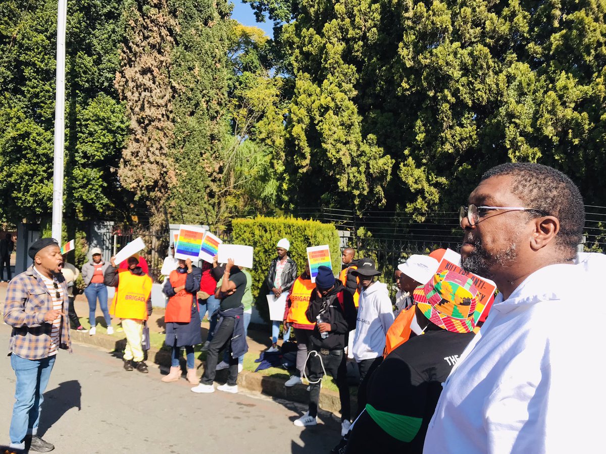 AccessChapter2's tweet photo. Picket 

#StandforHumanRights 
#RepealAHA23 https://t.co/SofzZRgNt0