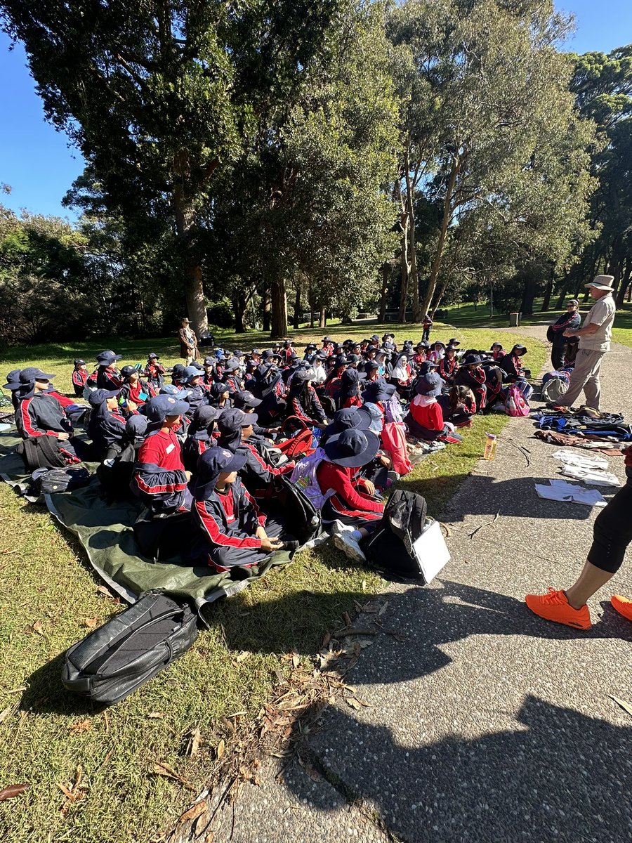 Stage 2 students enjoyed a memorable excursion to Kamay Bay Botany Bay today #firstcontacts #firstfleet <a href="/sarahharrouk25/">S_Harrouk</a> <a href="/RizkKatia/">Katia Bourizk</a> <a href="/meiercr/">Carina Meier</a>