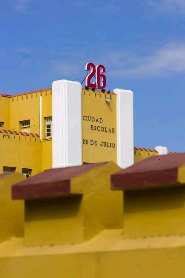ManuelFalconH's tweet photo. Mi  #SantiagoDeCuba  está de cumpleaños y es hermoso honrar y amar su historia, su identidad, su único patrimonio y su indescriptible riqueza cultural. 
¡Felicidades santiagueras y santiagueros!
#Aniversario508 #70Moncada #ConTodosLaVictoria https://t.co/kEIVNSxC4O