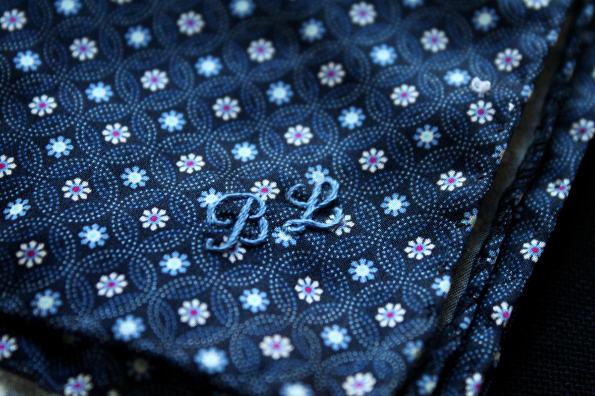 HawthorneHeaney's tweet photo. Tonal Blue on Blue hand embroidered monogram #monogram #personalisation #londonembroidery #londonpersonalisation #traditionalembroidery https://t.co/1wSyNYepZ2