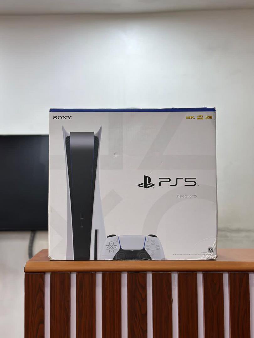 em_gadgets's tweet photo. #OpenBox PlayStation 5 || All Accessories 

Price : N410,000

Order/Enquiries- Dm/Call 08147879733

@em_gadgets on Instagram and Facebook 

Nationwide Delivery 🚚 
#ps5 #davido #BBNaija https://t.co/2H6O9ktcsw