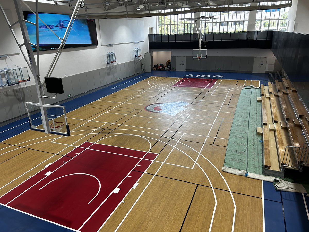 hktans's tweet photo. Day 2 @AISGZ  orientation. Time to tour our SP campus and explore to these first class learning environments.. catering to  our learners, their passions and their needs. #flexiblelearningspaces #ramstrong https://t.co/RkdIeWW7f2