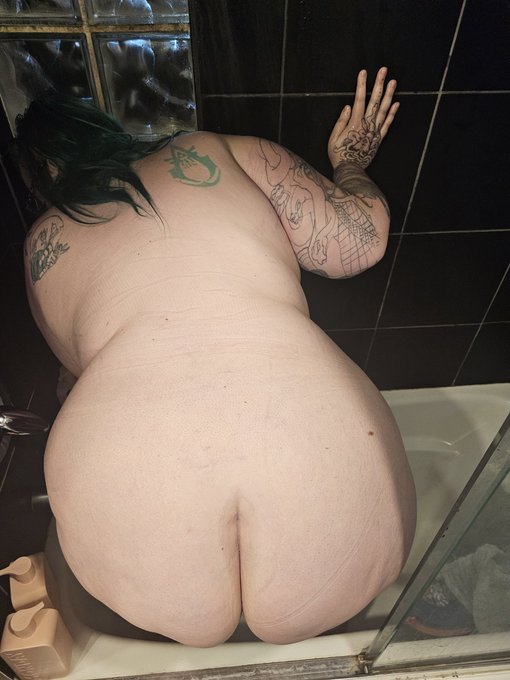 #bbw #ass #bbwbooty #tattooed #milf #ContentCreator https://t.co/av83wBDM5Q<a href="/tag/bbw"class="tags">#bbw</a><a href="/tag/ass"class="tags">#ass</a><a href="/tag/bbwbooty"class="tags">#bbwbooty</a><a href="/tag/tattooed"class="tags">#tattooed</a><a href="/tag/milf"class="tags">#milf</a><a href="/tag/contentcreator"class="tags">#ContentCreator</a>
