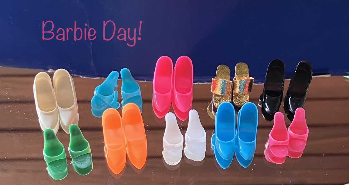 MissBTakesaWalk's tweet image. Going to see #Barbie today! At #Barbican lol! #inthepink