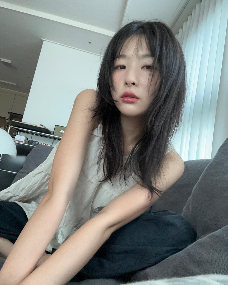 seulgikpics's tweet photo. SEULGI IS SO PRETTY https://t.co/CdcsuQo4A5