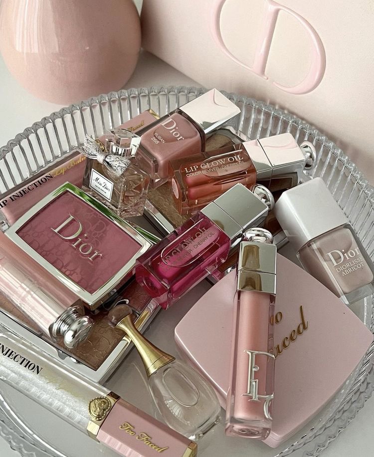 👜 (@selectoutfit) on Twitter photo 