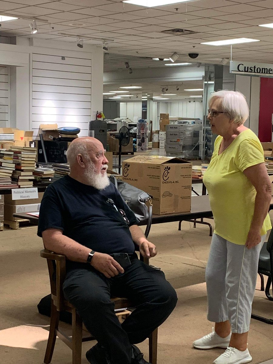kyretiredteach's tweet photo. Here are a few photos from Hazard where UKRRTA members met to sort and begin distribution of books collected by KRTA members and friends. The books will be given to groups and individuals in counties impacted by the 2022 flood. https://t.co/pzVwNKEKBM
