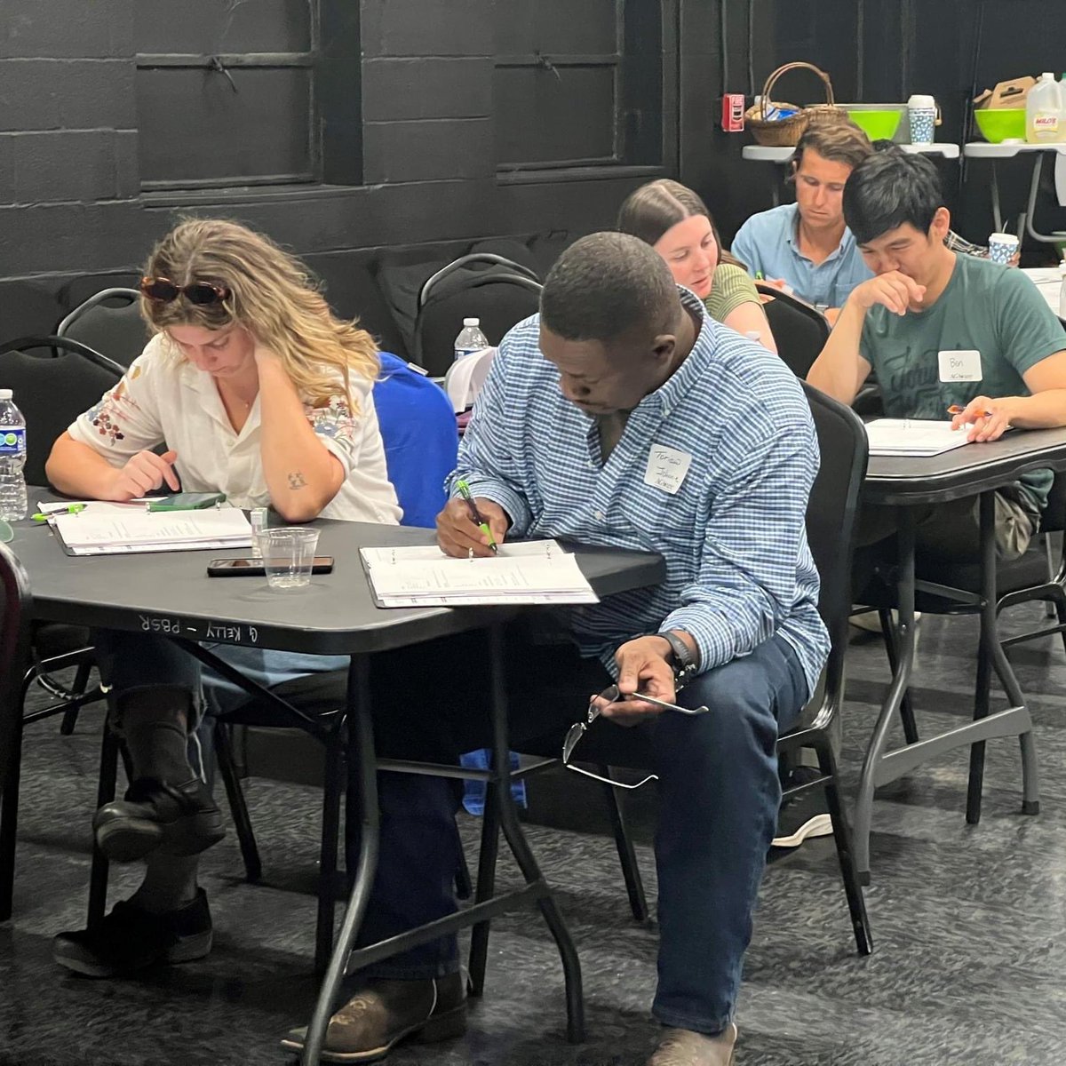 AgGAFarmCredit's tweet photo. We had a great #AGAware workshop in Perry earlier this month and another one yesterday in Atlanta in partnership with @aglantagrown! AGAware is an award-winning farm finance workshop that gives you the tools you need for better business planning.
#farmcredit #farmerstrong https://t.co/kNnU3vjRED