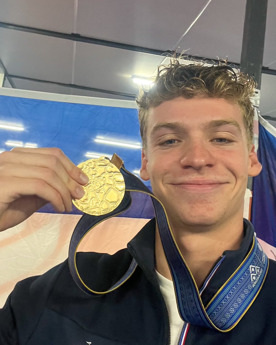 Léon Marchand est double champion du monde 🥇

À un an jour pour jour des Jeux à la maison 👀