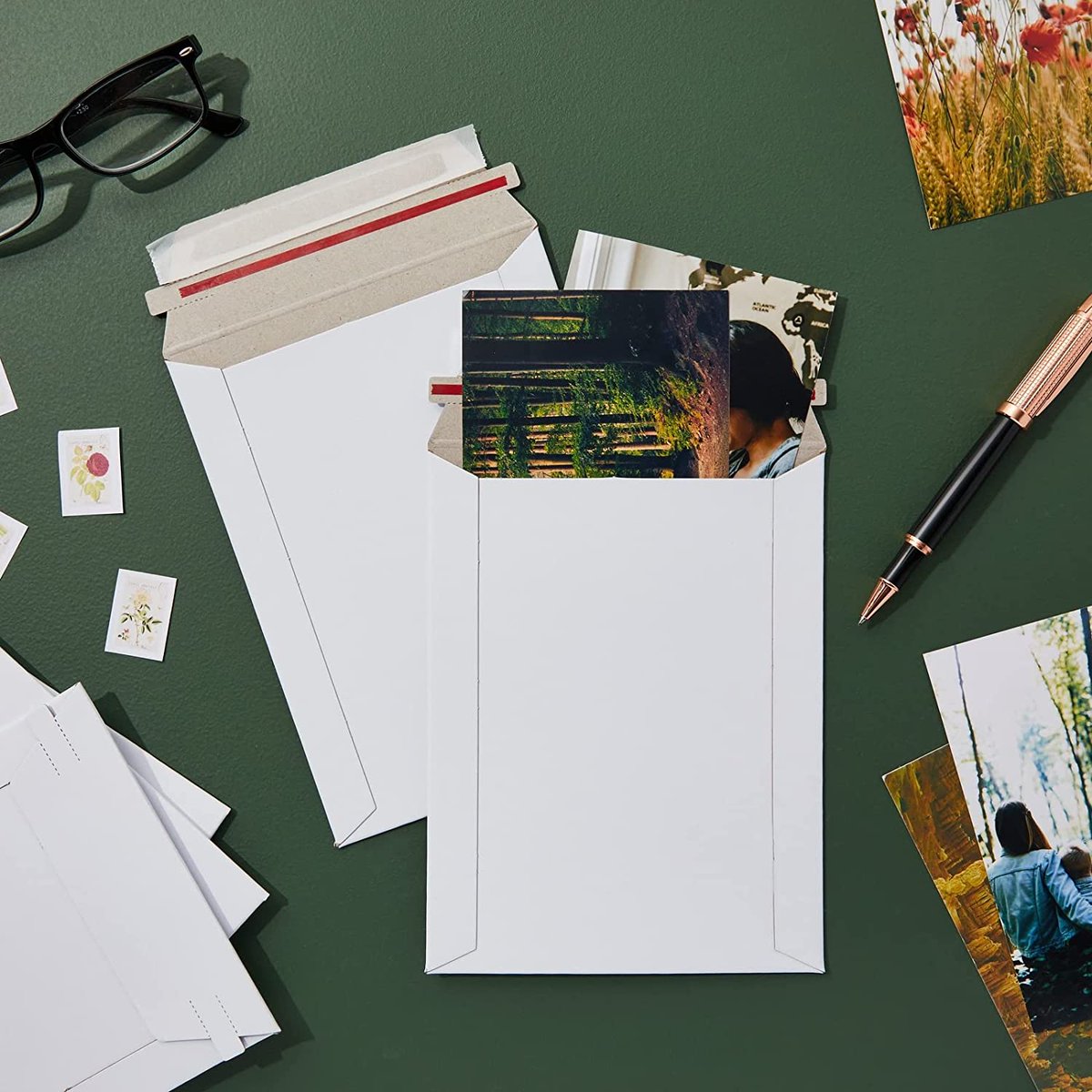 Rcollections519's tweet photo. 100 Pack Stay Flat Rigid Mailers 6x8 with Self Adhesive Seal, Bulk White Cardboard Envelopes for Shipping Photo, Documents, Collectible Trading Cards, Art Prints
SHOP HERE: https://t.co/XduDfKl9fc...
#familyshop https://t.co/3b95749hRB