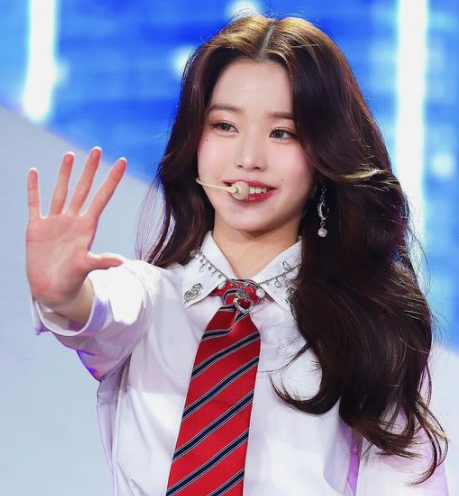 AboutMusicYT's tweet photo. Happy 19th birthday to the talented Wonyoung of IVE! https://t.co/dFpv3LHYLJ