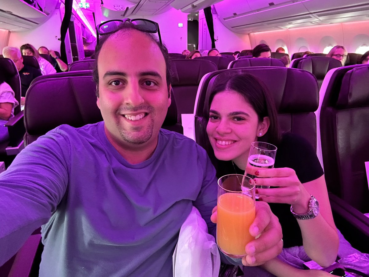 PilotShamir's tweet photo. Flew on the Airbus A350 for the first time on our way to London with @VirginAtlantic.

What a superb experience it was! 🚀🇬🇧 https://t.co/OoxaCu400O