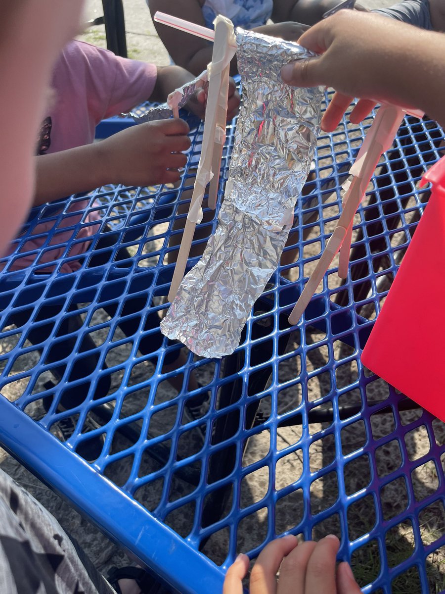 MissGregoryTA's tweet photo. Last day of SLC - our kindergartners created water slides! @PES_Mustangs https://t.co/lfVxn9gGiK